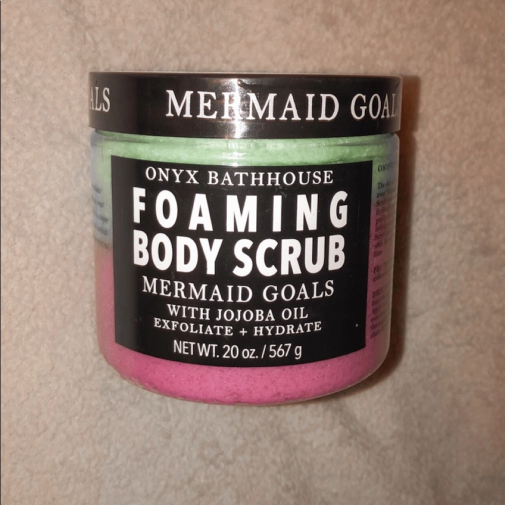 Onyx Bathhouse foaming body scrub